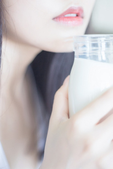 伯爵夫人三个女儿